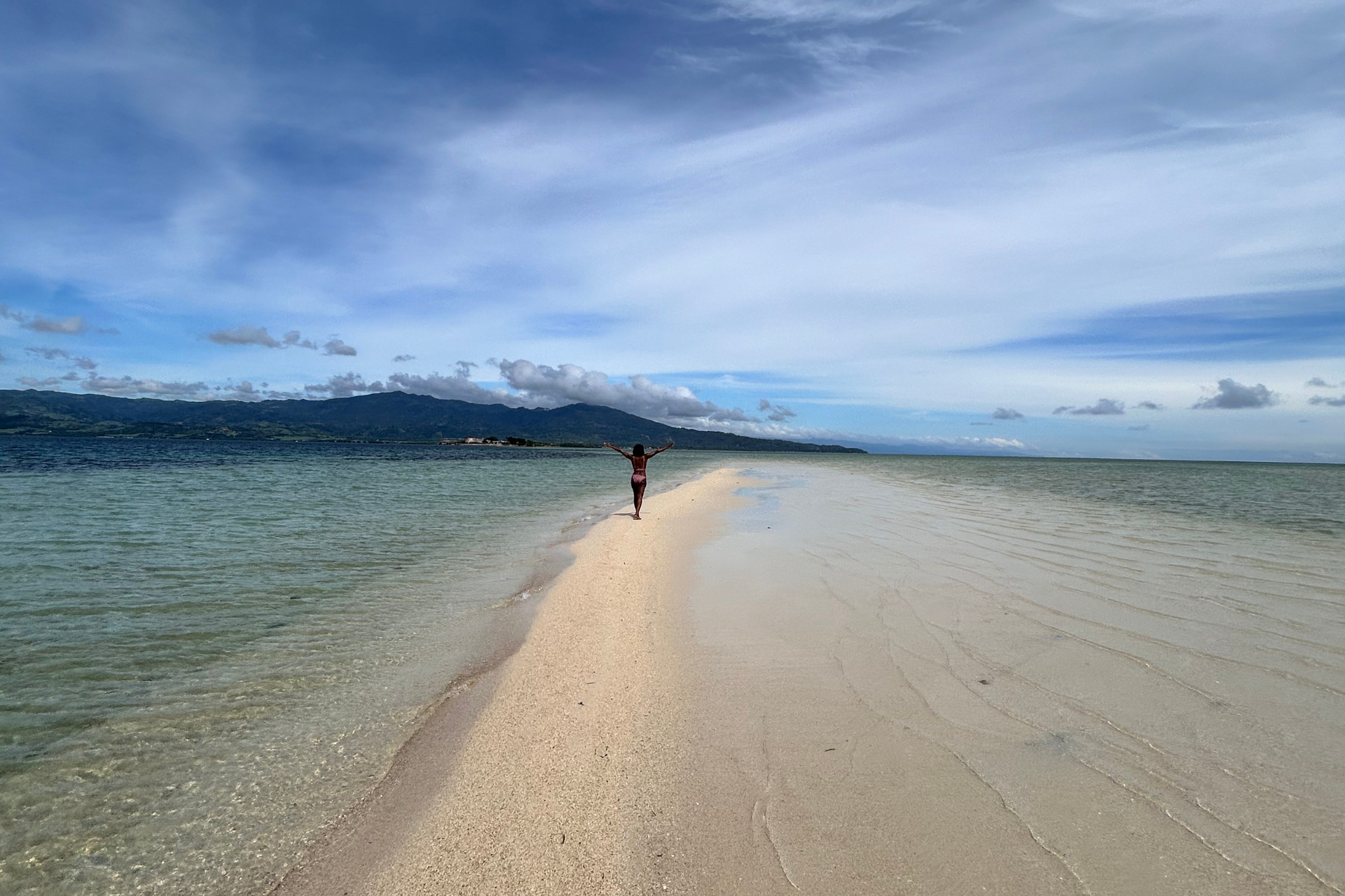 Manjuyod Sandbar & Dolphin Watching